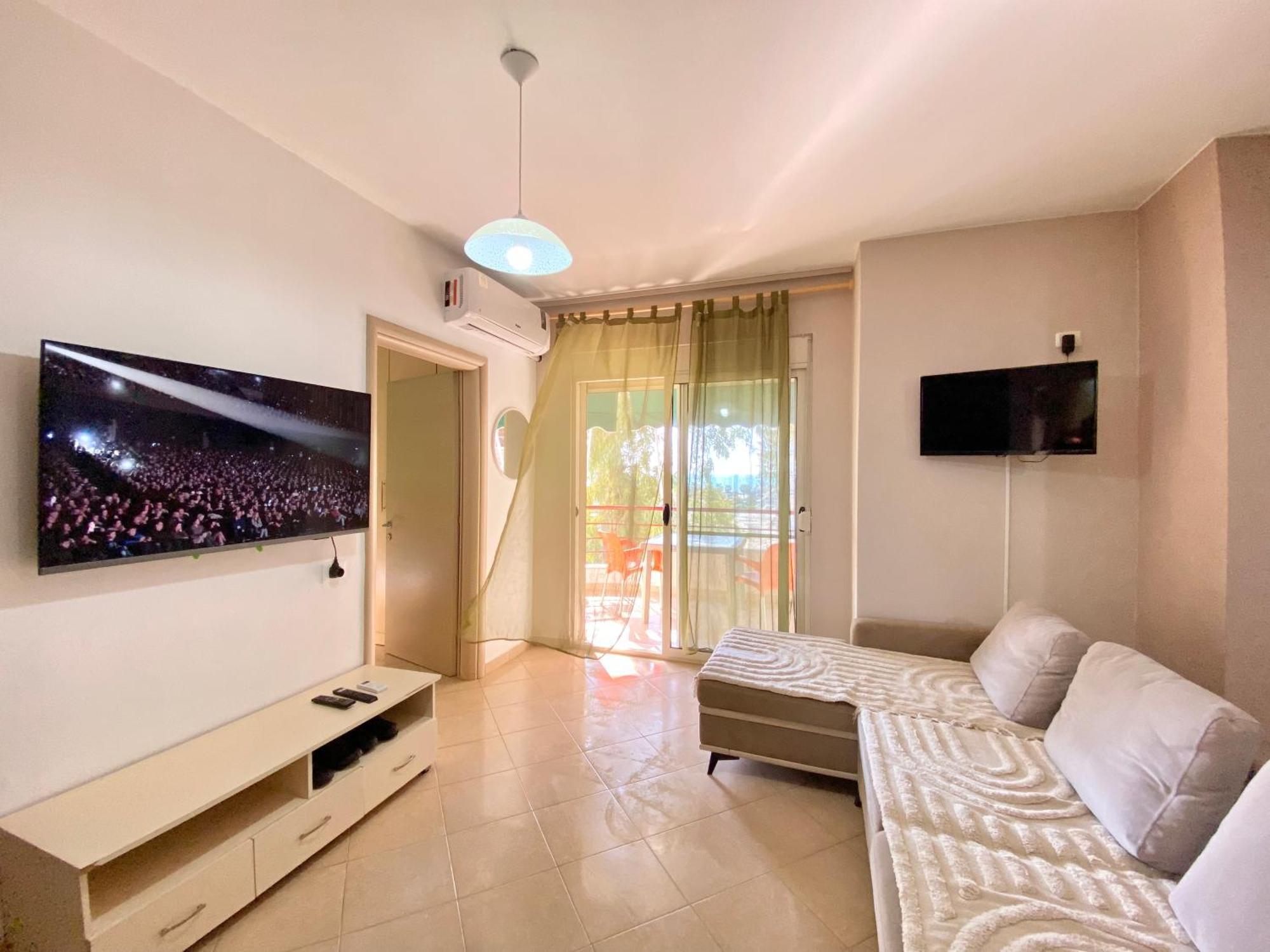 Delight Apartments Golem  Ngoại thất bức ảnh