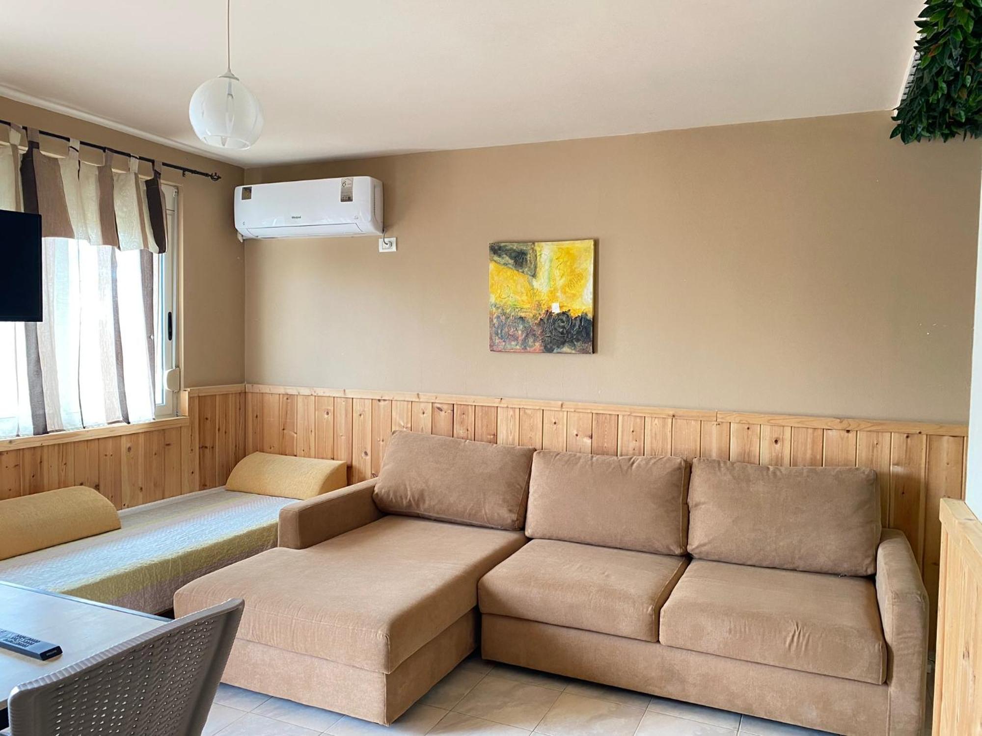 Delight Apartments Golem  Phòng bức ảnh