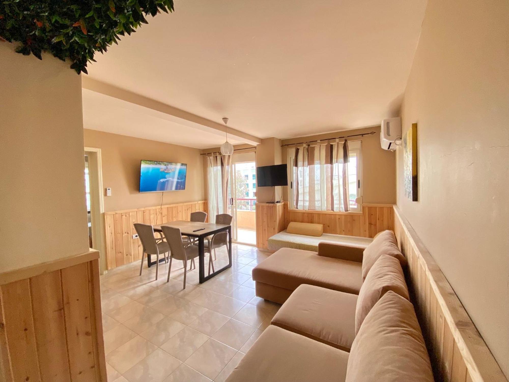 Delight Apartments Golem  Ngoại thất bức ảnh