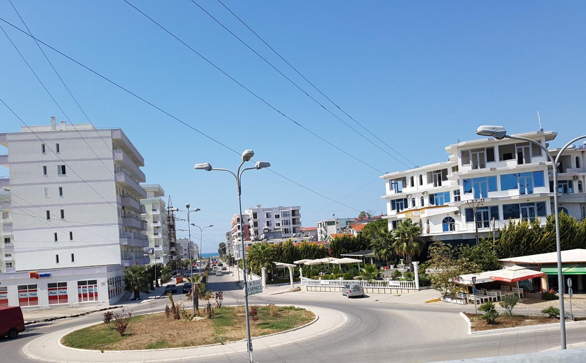 Delight Apartments Golem  Phòng bức ảnh