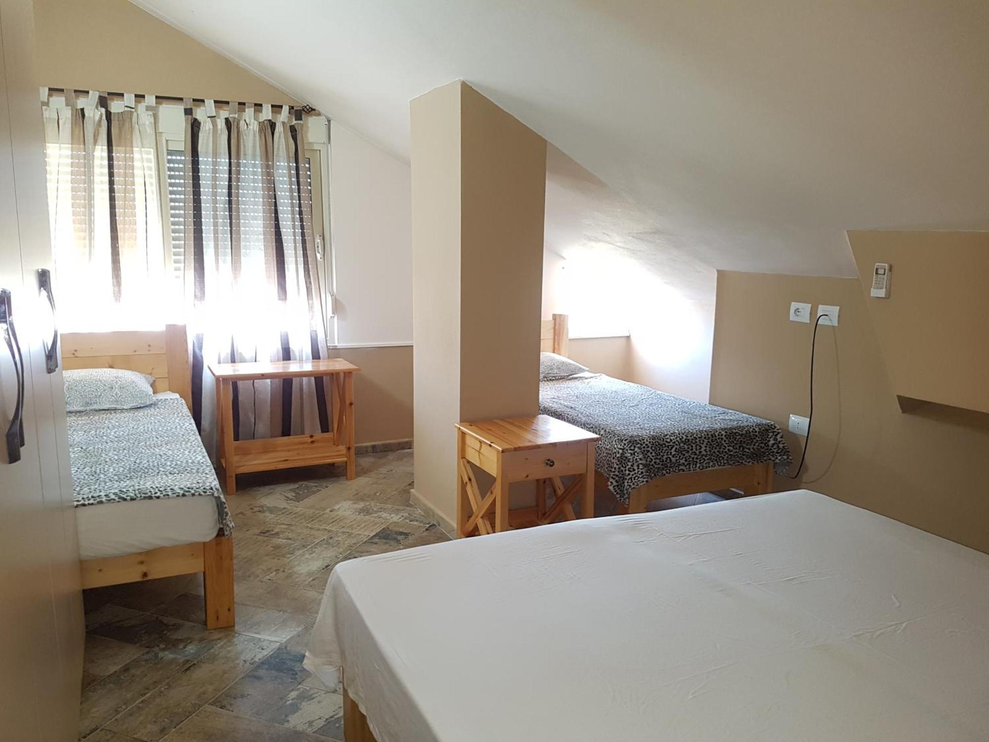 Delight Apartments Golem  Phòng bức ảnh